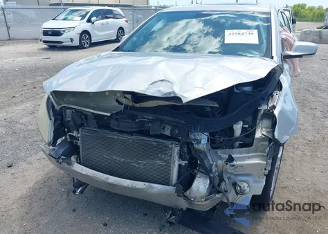 2013 Buick Lacrosse Leather Group из США, поврежденный, VIN 1G4GC5E36DF267888